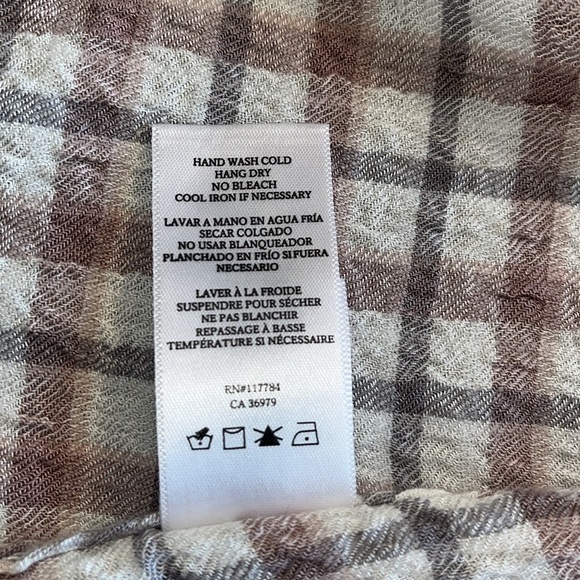 Rails Brady Seersucker Button Up Shirt Powder Steel Brush - Picture 9 of 11